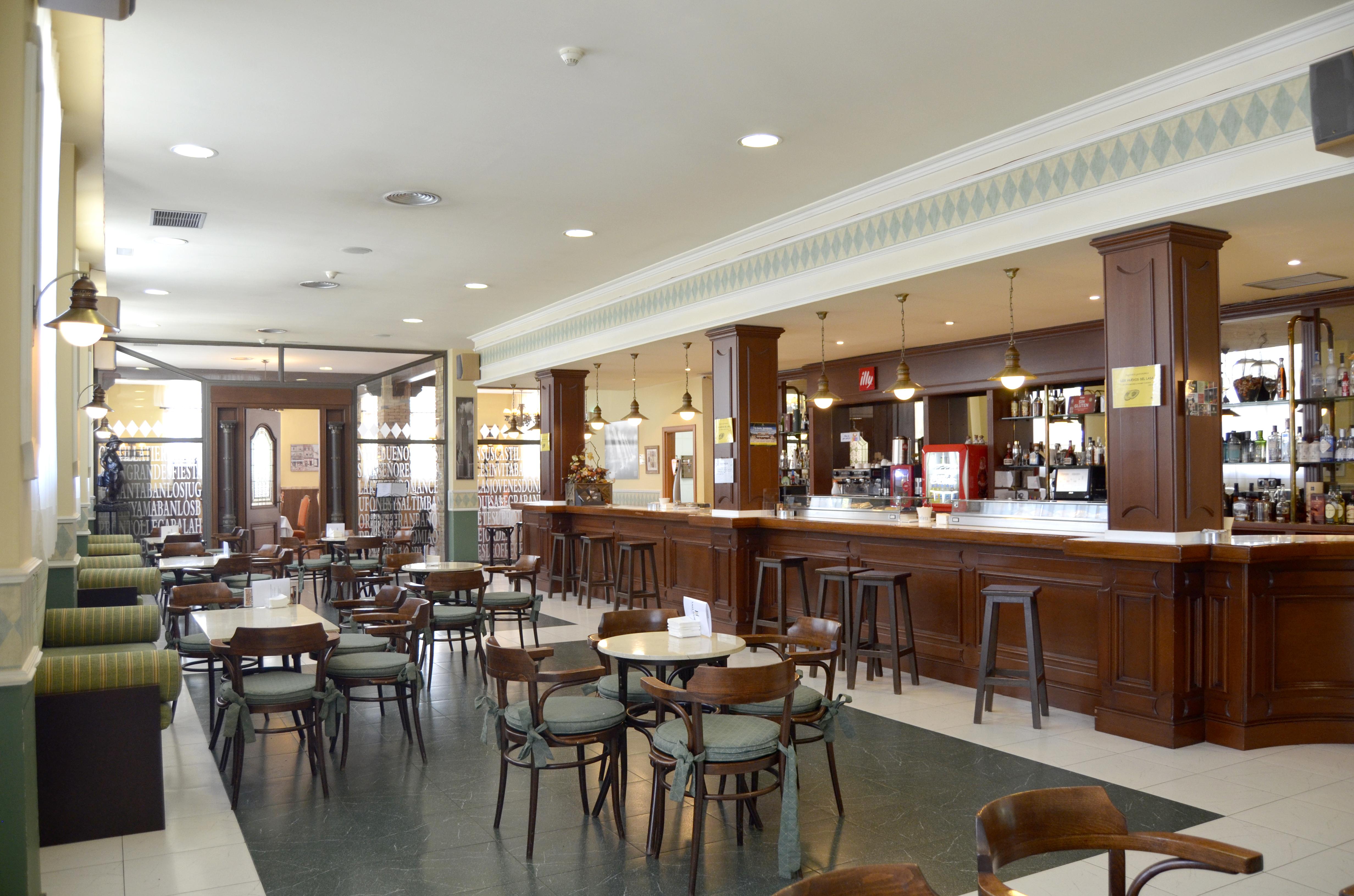 Hotel Lasa Sport Valladolid Eksteriør billede